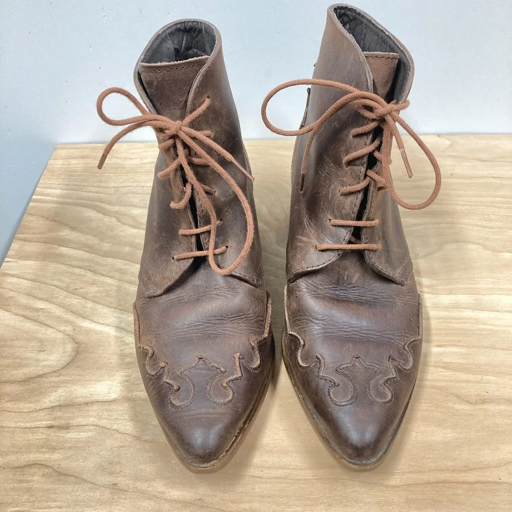 Vtg Spiegel Western Ankle Boots, Size 5, Brown Distressed Leather Scroll Pointy